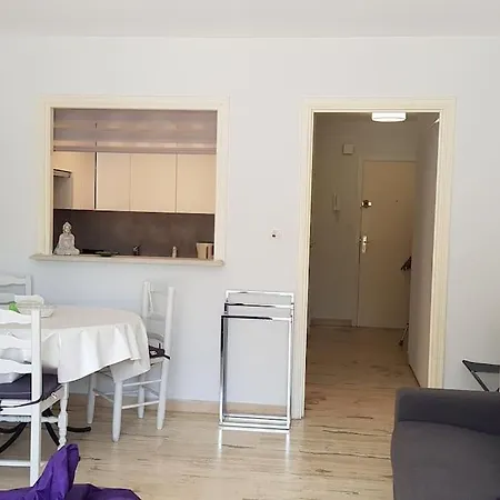 Flat 15minutes Walk From The Sea, - Cote D'azure شقة نيس